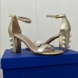 NWT Stuart Weitzman Pearl Stud Heels